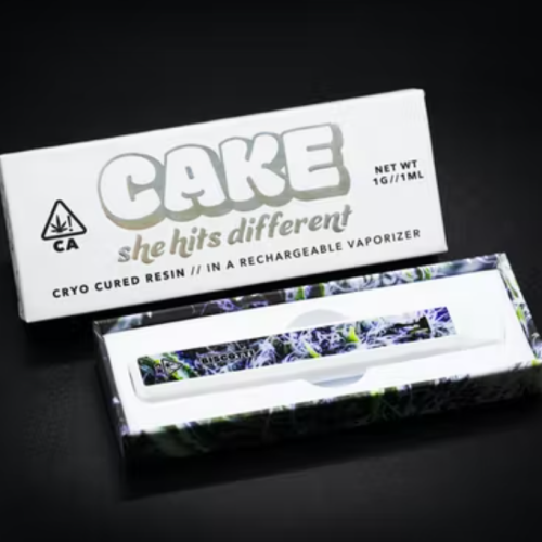 Cake she hits different | Biscotti