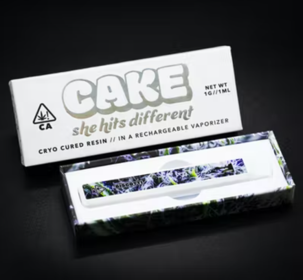 Cake she hits different | Biscotti